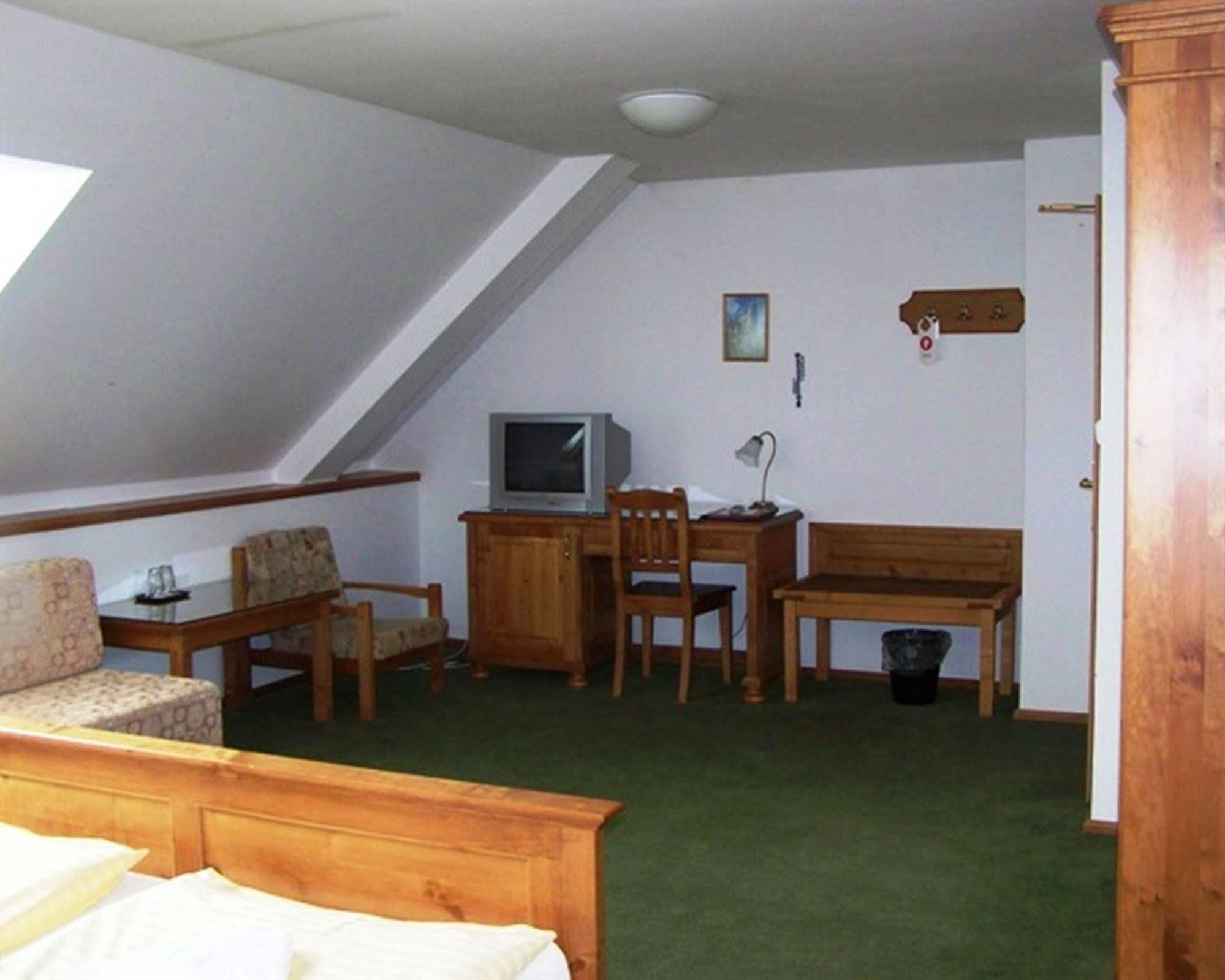 Hotel Pariz Jičín Exteriör bild